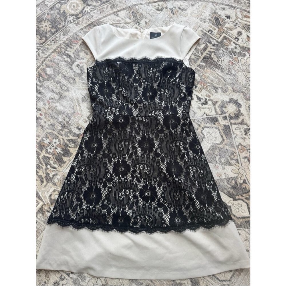 Adrianna Pappel ivory white and black lace two tone contrast lace cocktail dress